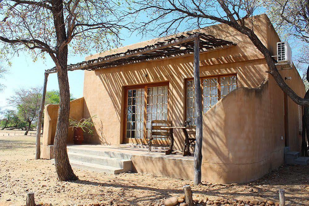 Harnas Wildlife Foundation Gobabis Bagian luar foto