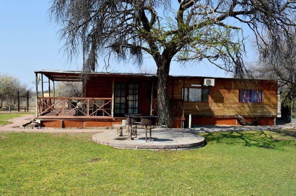 Harnas Wildlife Foundation Gobabis Bagian luar foto